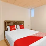 Oyo 90561 Paris Street Residence Syariah