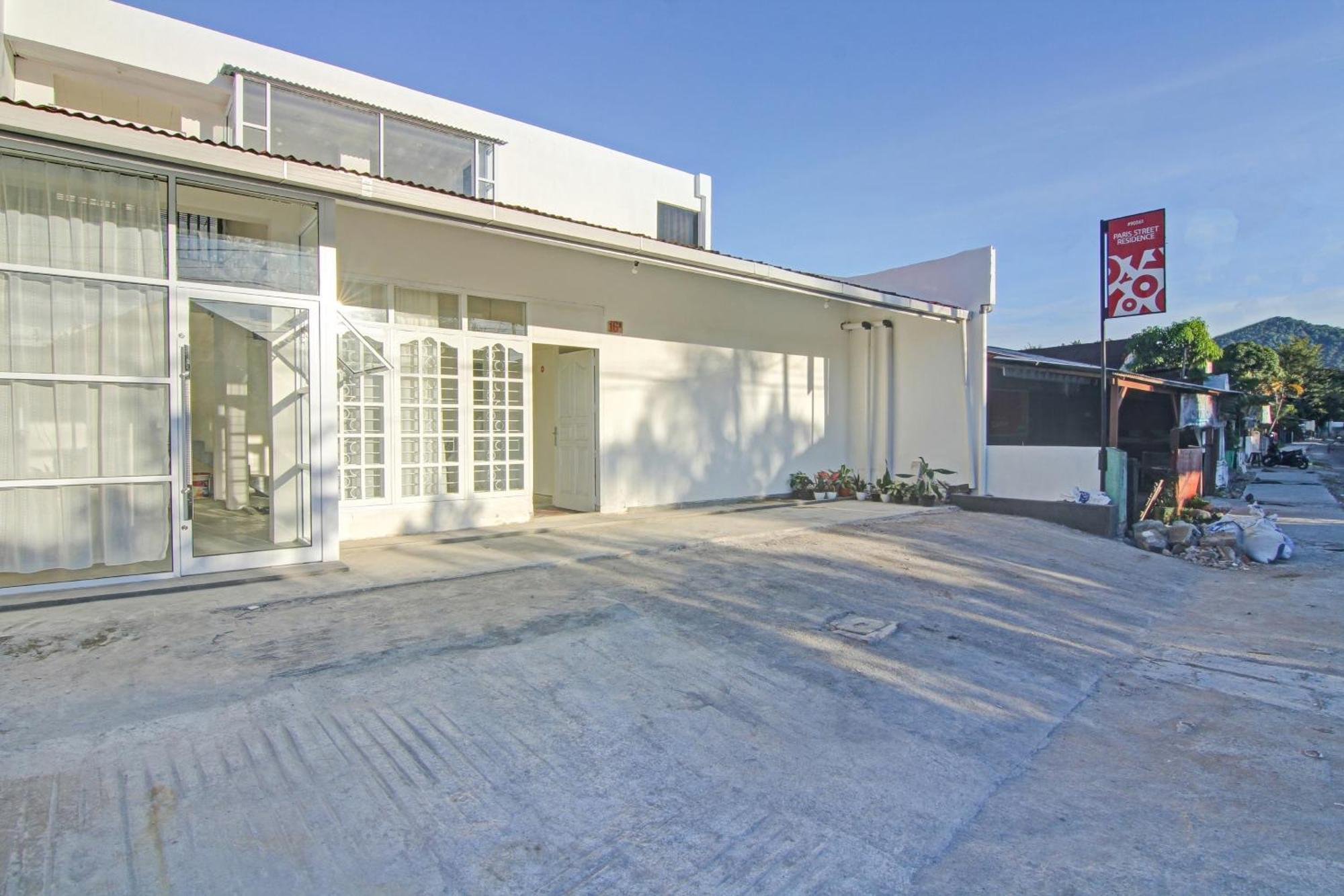 Hotel Oyo 90561 Paris Street Syariah 2*