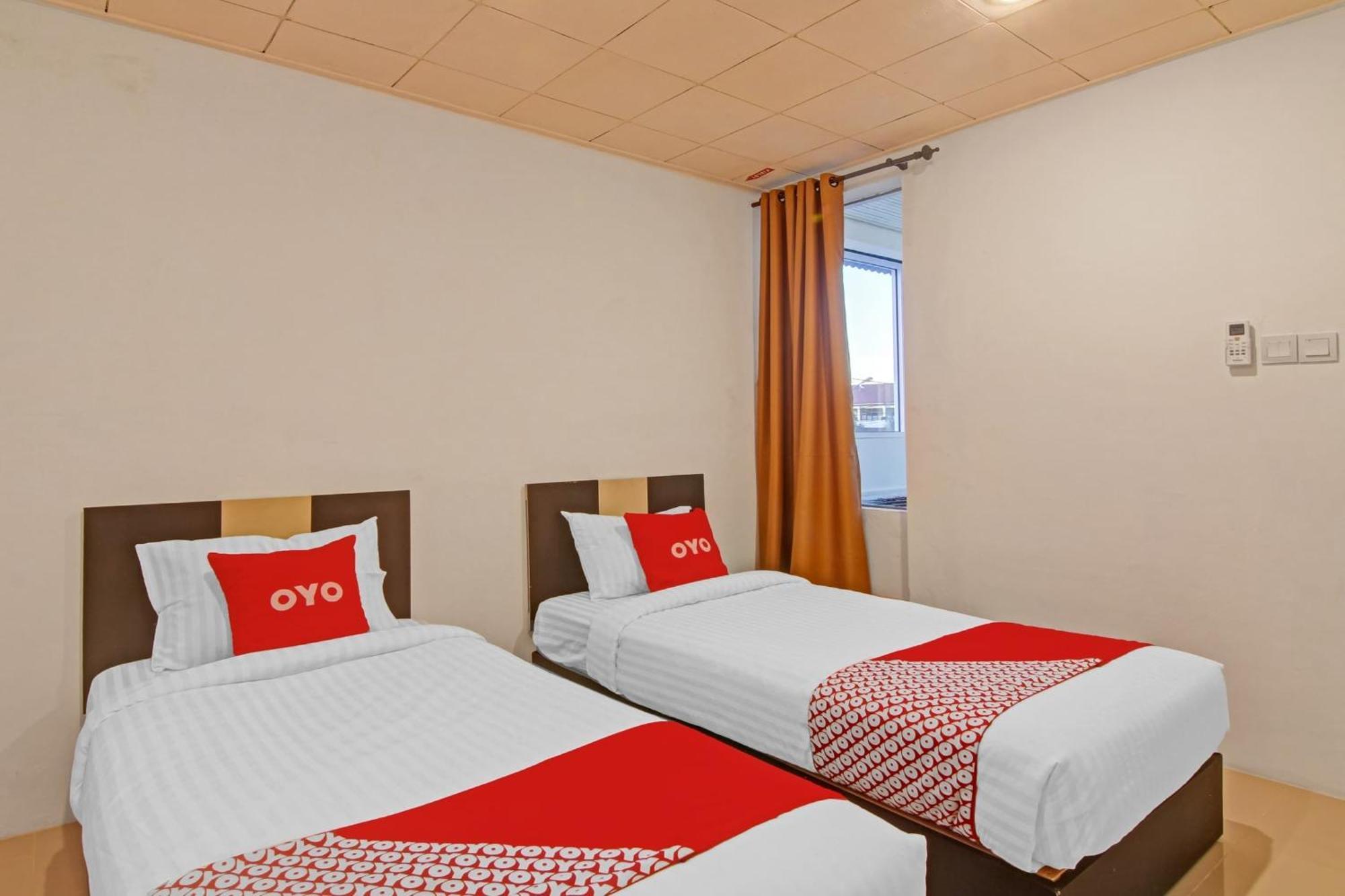 Oyo 90561 Paris Street Syariah 2* Padang (Sumatra)