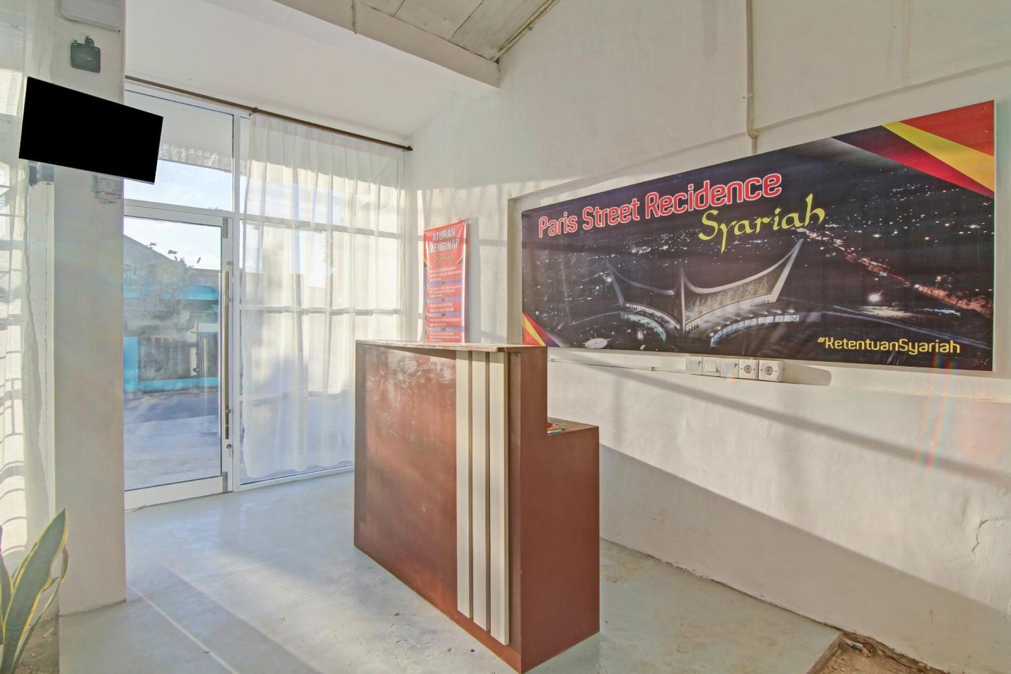 Oyo 90561 Paris Street Syariah
